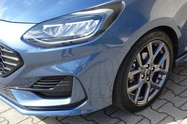 Ford Fiesta (2022) thumbnail 3