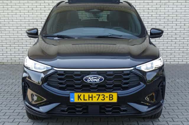 Ford Kuga (2026) thumbnail 3