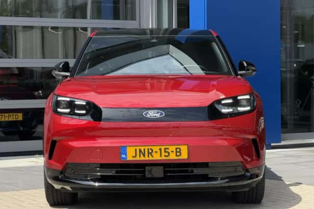 Ford Capri (2025) thumbnail 4