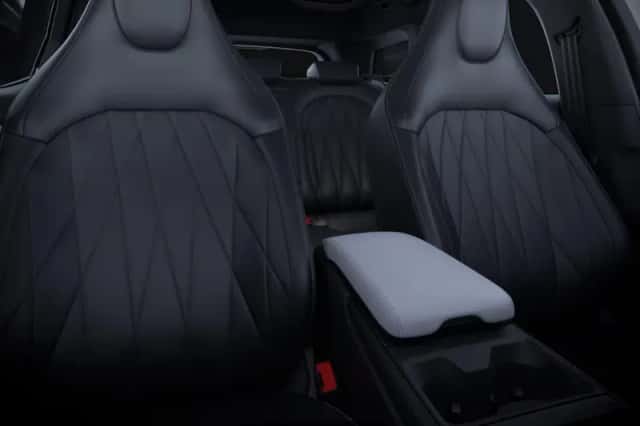 Ford Explorer (2026) thumbnail 4