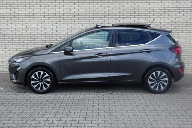Ford Fiesta (2022) thumbnail 5