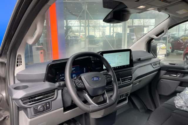 Ford Transit Custom (2026) thumbnail 4