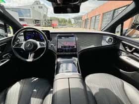Mercedes-Benz EQE (2022) thumbnail 11