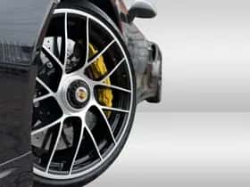Porsche 911 thumbnail 7