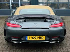 Mercedes-Benz AMG GT (2017) thumbnail 13
