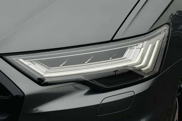 Audi A6 (2024) thumbnail 2