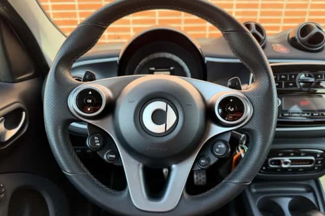 Smart Forfour (2018) thumbnail 13