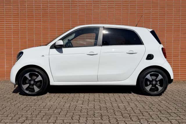 Smart Forfour (2018) thumbnail 4