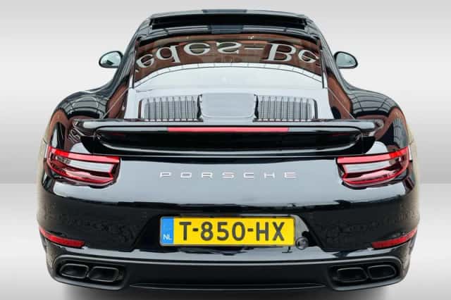 Porsche 911 (2017) thumbnail 14