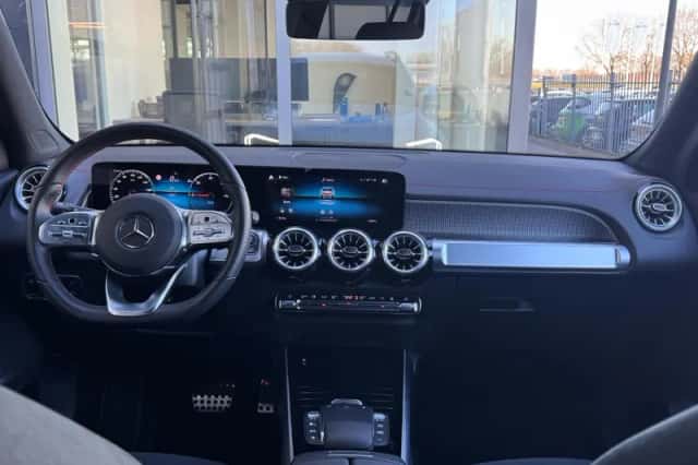 Mercedes-Benz EQB (2024) thumbnail 8