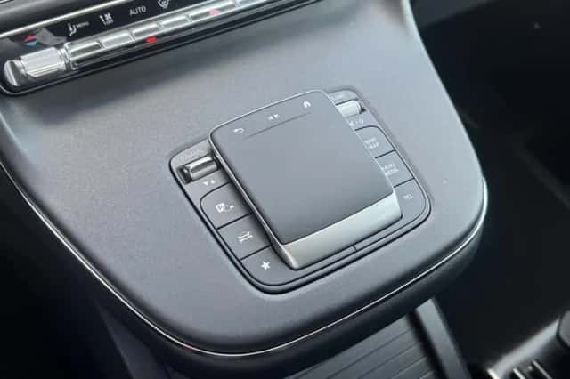 Mercedes-Benz V-Klasse (2024) thumbnail 21
