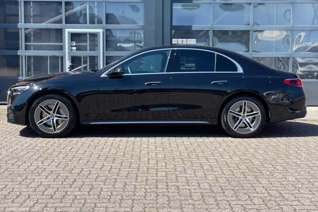 Mercedes-Benz E-Klasse (2024) thumbnail 3