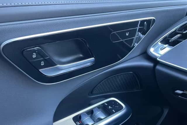 Mercedes-Benz E-Klasse (2024) thumbnail 24