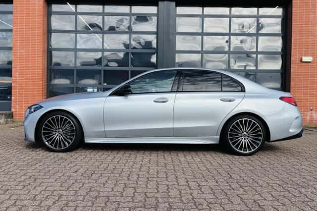 Mercedes-Benz C-Klasse (2025) thumbnail 4
