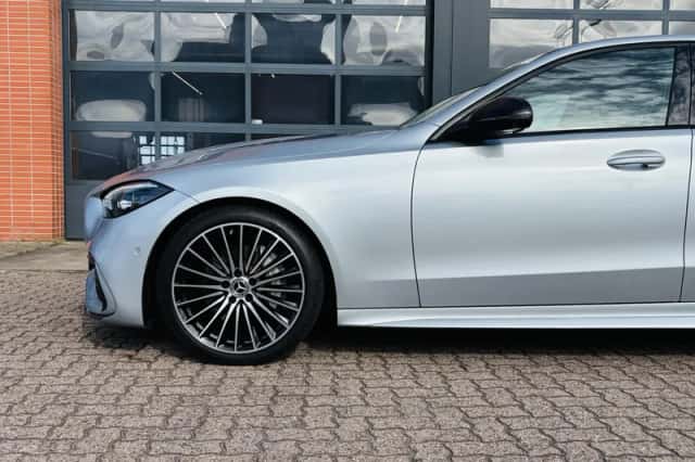 Mercedes-Benz C-Klasse (2025) thumbnail 5