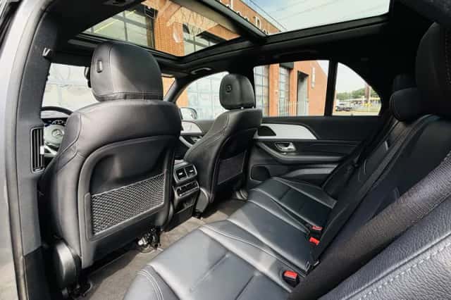 Mercedes-Benz GLE (2022) thumbnail 13