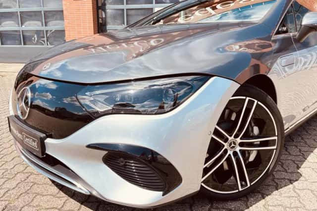Mercedes-Benz EQE (2022) thumbnail 3