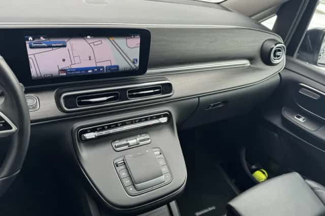 Mercedes-Benz V-Klasse (2024) thumbnail 18