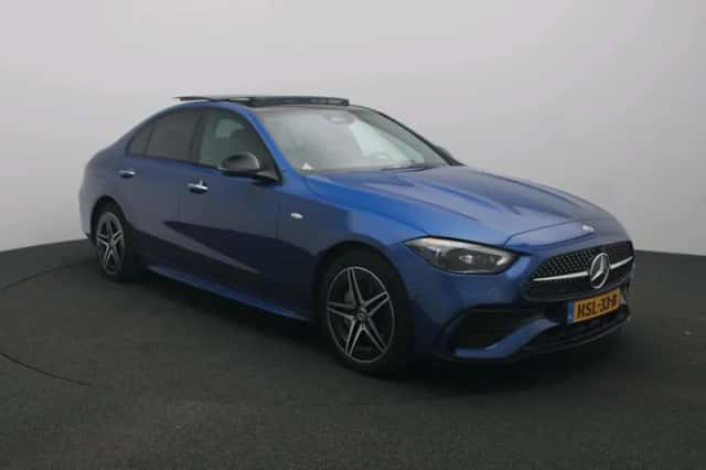 Mercedes-Benz C-Klasse (2025) thumbnail 3