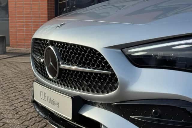 Mercedes-Benz CLE (2025) thumbnail 3