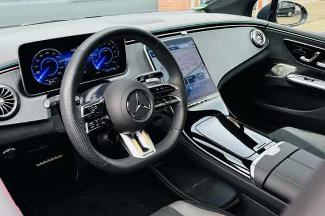 Mercedes-Benz EQE (2024) thumbnail 18