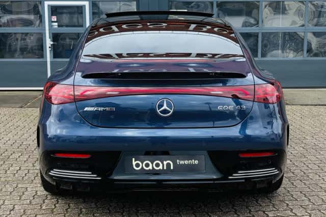 Mercedes-Benz EQE (2024) thumbnail 9