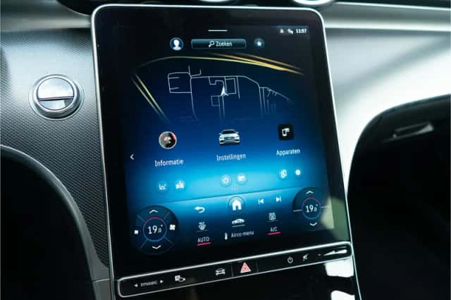 Mercedes-Benz C-Klasse (2022) thumbnail 14