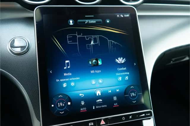 Mercedes-Benz C-Klasse (2022) thumbnail 15