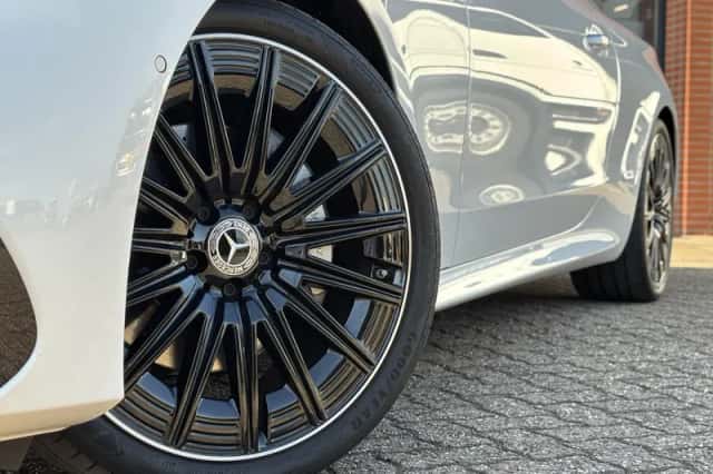 Mercedes-Benz CLE (2024) thumbnail 2