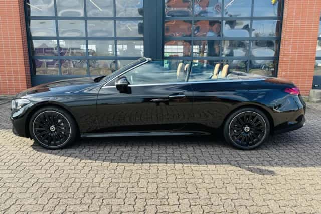 Mercedes-Benz CLE (2024) thumbnail 8