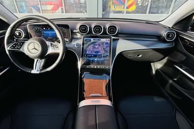 Mercedes-Benz C-Klasse (2024) thumbnail 13