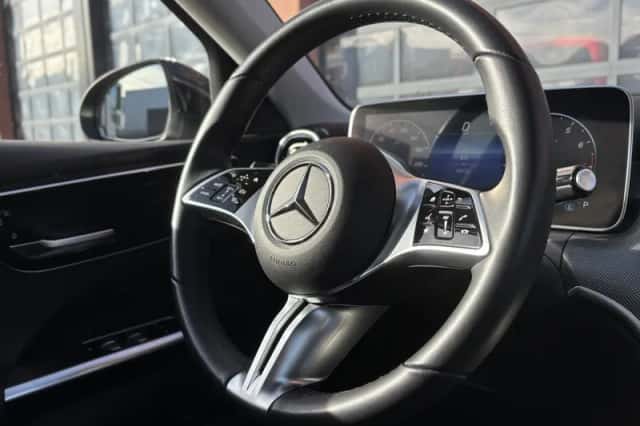 Mercedes-Benz C-Klasse (2024) thumbnail 15