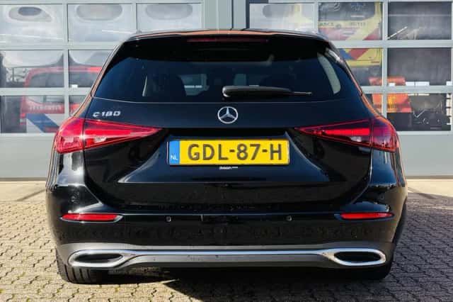 Mercedes-Benz C-Klasse (2024) thumbnail 5