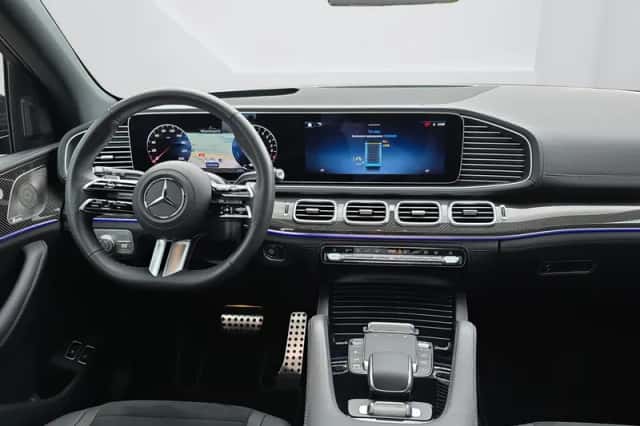 Mercedes-Benz GLE (2025) thumbnail 12