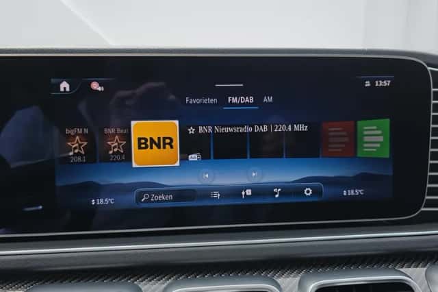 Mercedes-Benz GLE (2025) thumbnail 23
