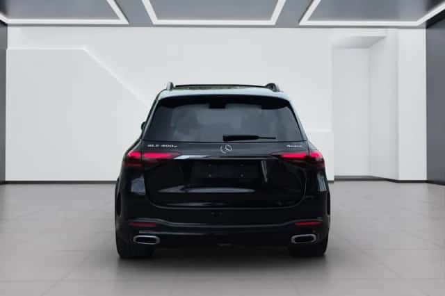 Mercedes-Benz GLE (2025) thumbnail 5