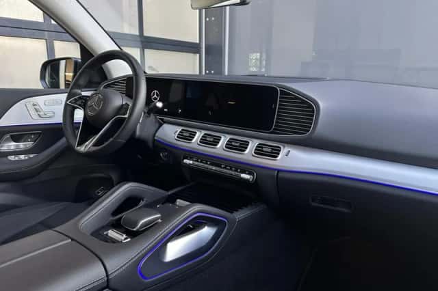 Mercedes-Benz GLE (2025) thumbnail 7