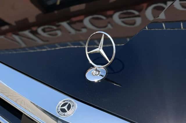 Mercedes-Benz S-Klasse (2019) thumbnail 3