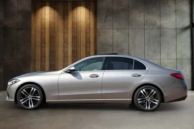 Mercedes-Benz C-Klasse (2024) thumbnail 3