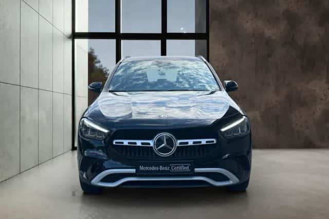 Mercedes-Benz GLA (2024) thumbnail 2