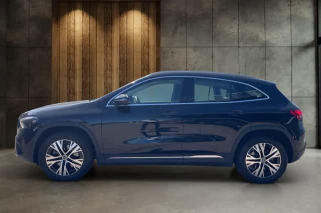 Mercedes-Benz GLA (2024) thumbnail 4