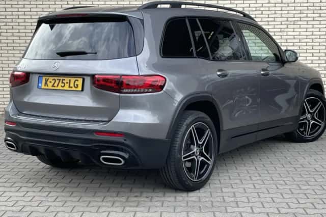 Mercedes-Benz GLB-Klasse (2021) thumbnail 3