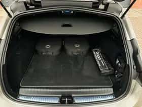 Mercedes-Benz C-Klasse (2024) thumbnail 6