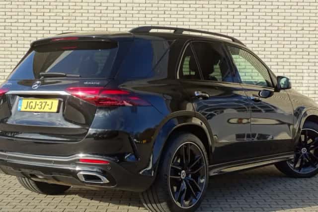 Mercedes-Benz GLE (2025) thumbnail 5