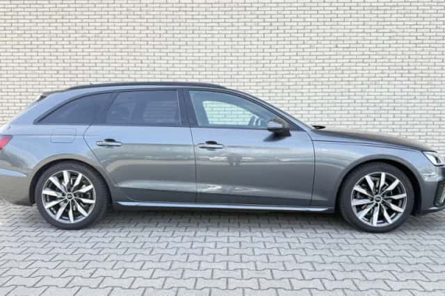 Audi A4 (2024) thumbnail 3