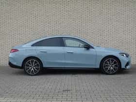 Mercedes-Benz CLA-Klasse thumbnail 2