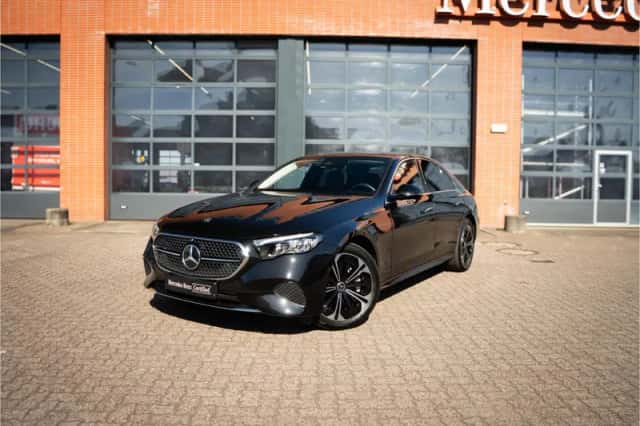 Mercedes-Benz E-Klasse (2024) thumbnail 2