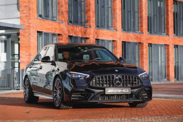 Mercedes-Benz C-Klasse (2023) thumbnail 3