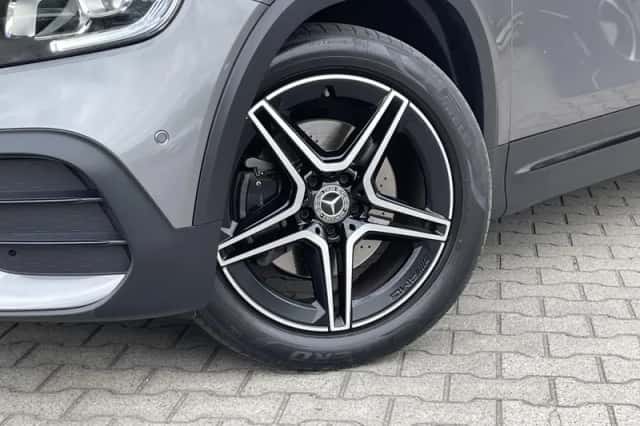 Mercedes-Benz GLB-Klasse (2021) thumbnail 2