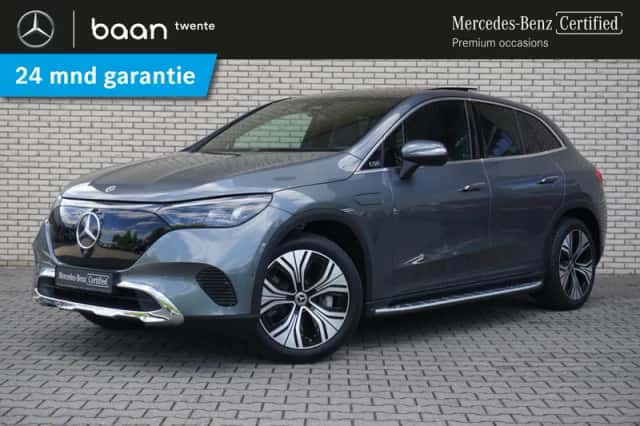 Mercedes-Benz EQE (2023) thumbnail 1